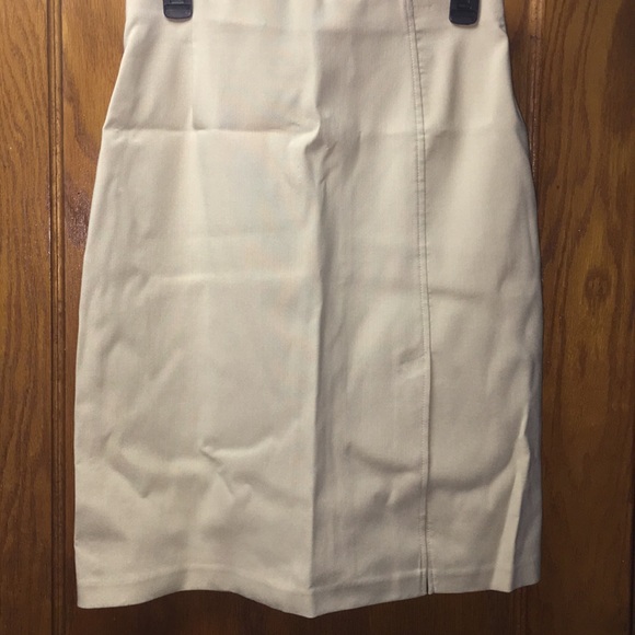 Wildlife Sportswear Pencil Skirt - Picture 1 of 6